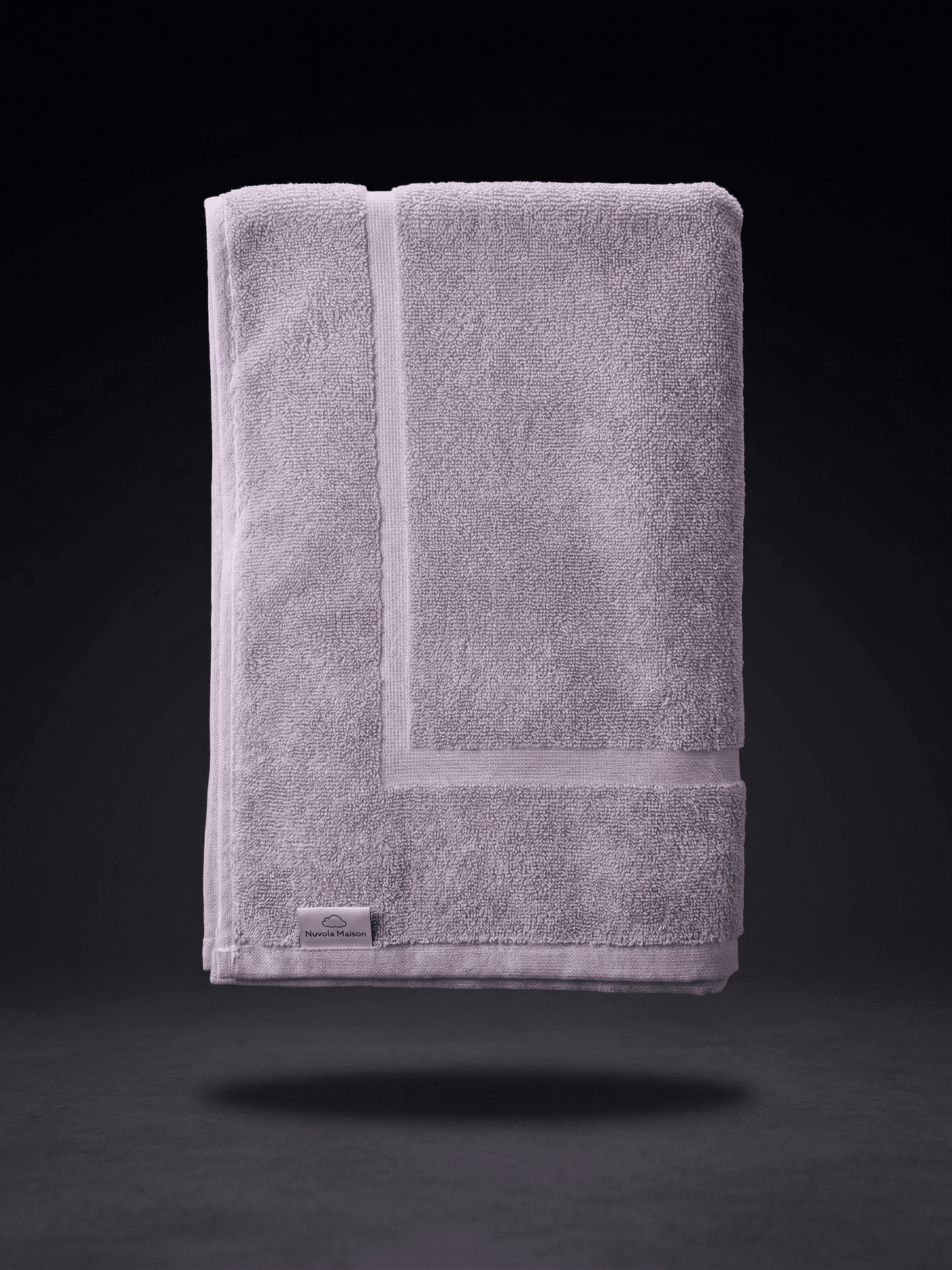 Colorful bathroom bath mats from Sonno Velato featuring a pink non-slip design for safety and comfort.